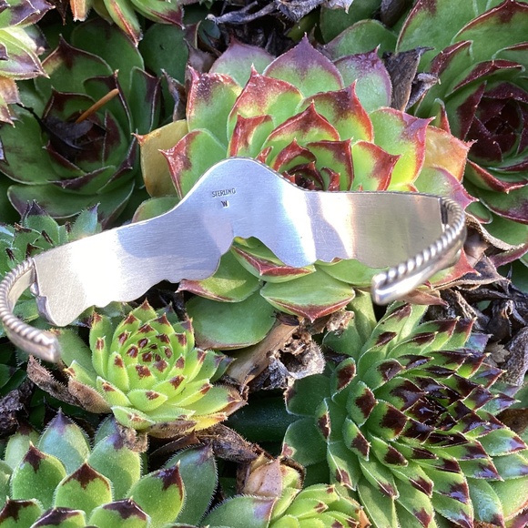 Beautiful Navajo Native American Sterling Silver Signed Six Stone Turquoise Cuff - Picture 9 of 12